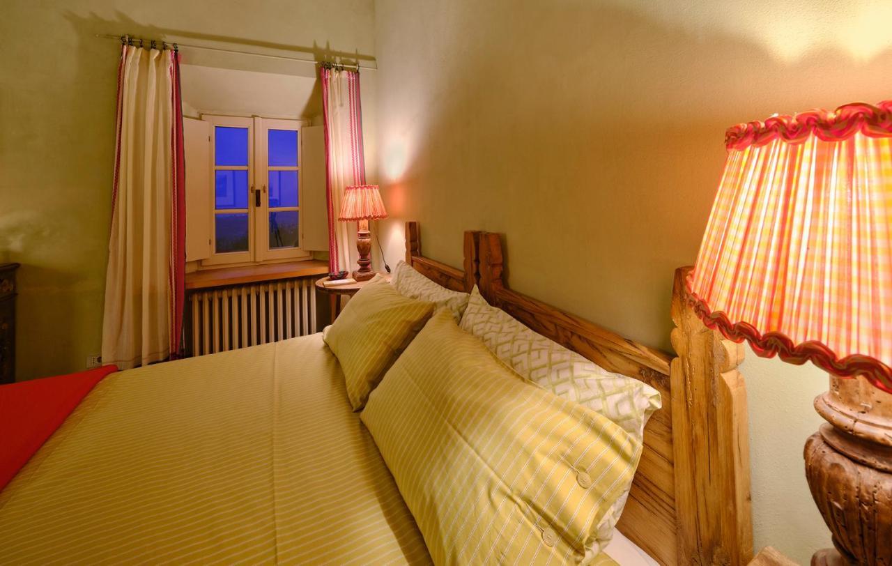 Bed and Breakfast Il Castello Di Tassara Exterior foto